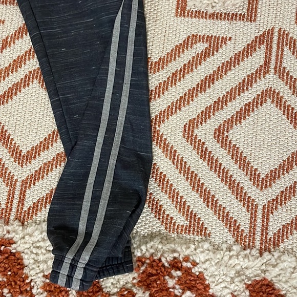 Striped Drawstring Jogger Sweatpants - Picture 5 of 9